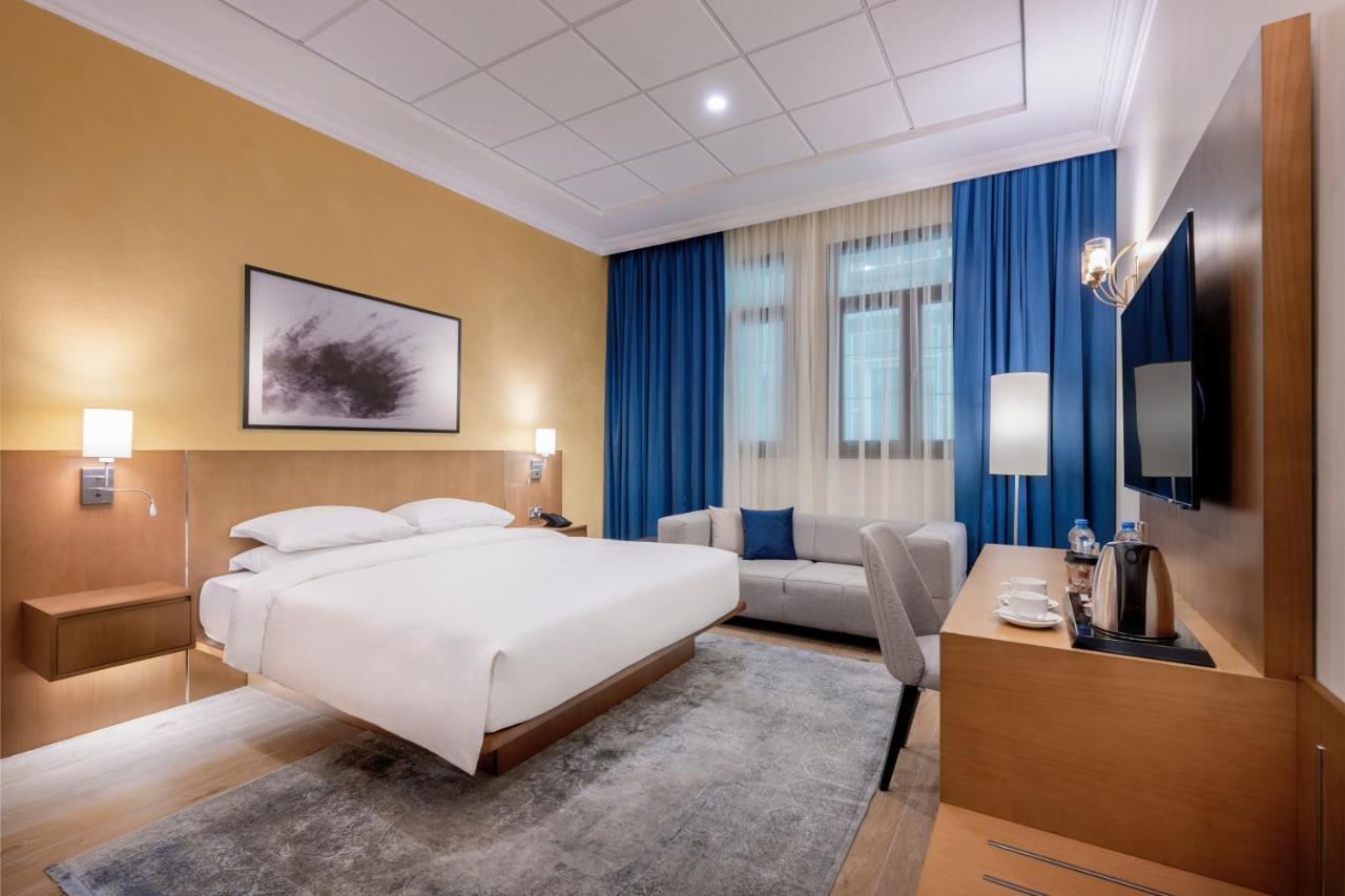 La Maison Hotel 4*
